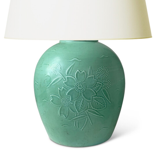 bac_Sandolin_lamp_floral_relief_green_3