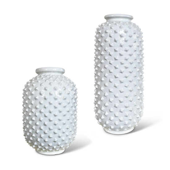 BAC_Nylund_G_DUO_vases_white_ovoids_1