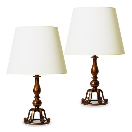 BAC_Danish_bronze_pair_tall_lamps_octopii_1