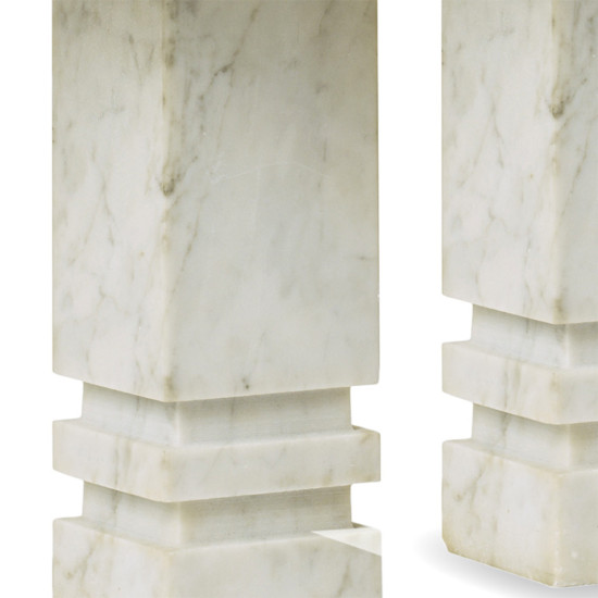 BAC_Bergboms_marble_pilaster_grooved_lamps_2