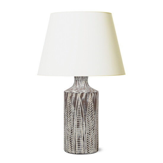 BAC_Simmulson_M_table_lamp_carved_leaves_pattern_1