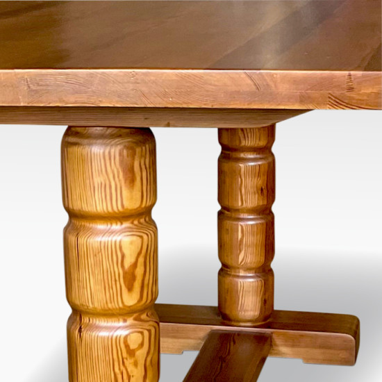 bac Hjorth library table coined legs pine detail 2