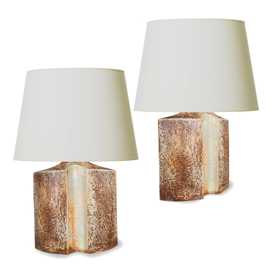 BAC_Nietsche_pair_lamps_notched_17H_1