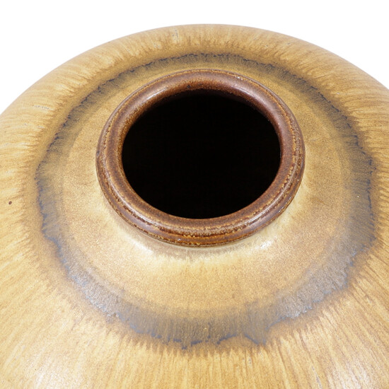 BAC Andersson vase large sandy carved striation 3
