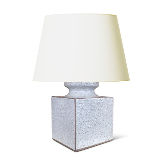 BAC_NK_pair_lamps_square_canisters_white_4