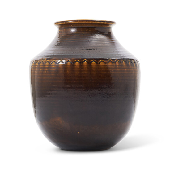 BAC_Andersson_J_vase_large_amber_coffee_1