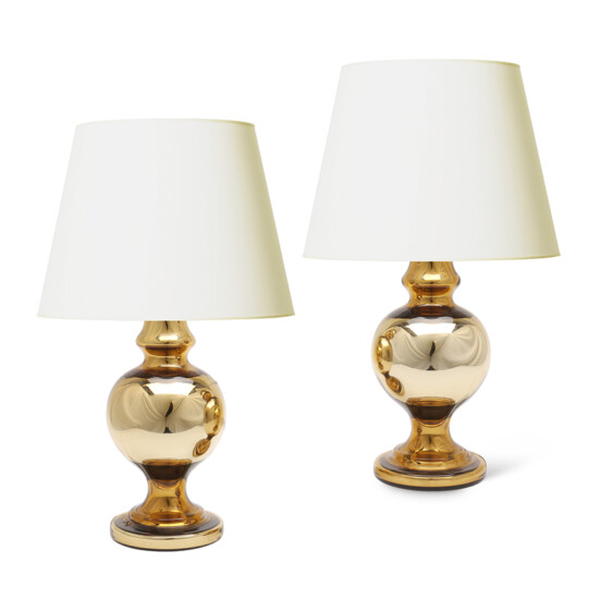 BAC_Flygsfors_PAIR_table_lamps_pawn_form_gold_mirrored_glass_1