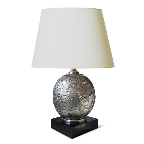 BAC_SW_table_lamp_silver_ovoid_Chinoiserie_1