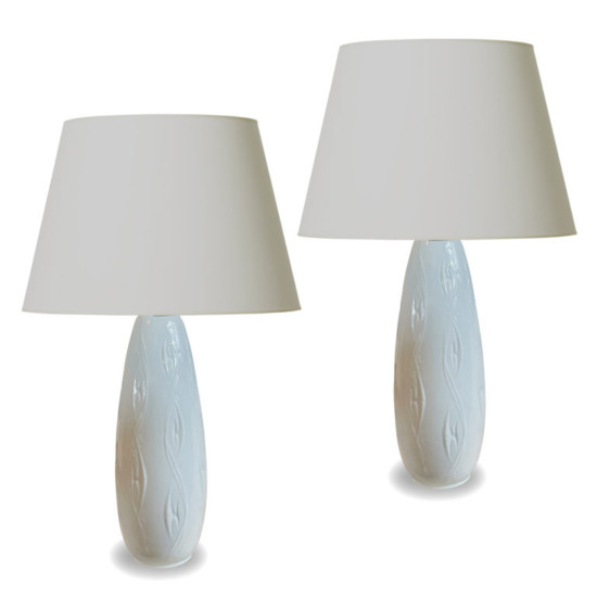 bac_Alboth_Kaiser_pair_lamps _tall_tapered_relief_stylized garland_porcelain_both_2k